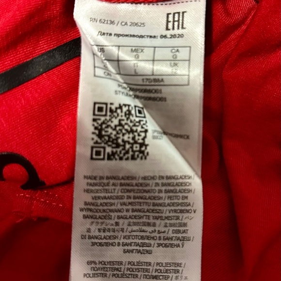 Guess Red Long Sleeve Women's Top EUC Size L - Picture 6 of 9